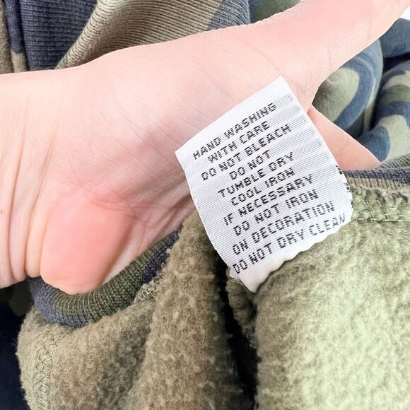 Marc Ecko Hoodie Mens Large Army Green Camo Skull Print Full Zip - Picture 9 of 11